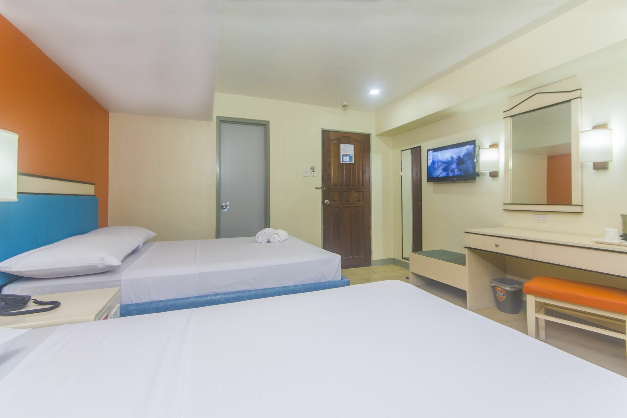 Usda Dormitory Hotel Cebu Extérieur photo